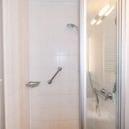 Residenz Am Yachthafen, Whg 8 Грёмиц